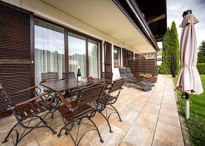 Апартаменти Apartment-alpenfantasie *