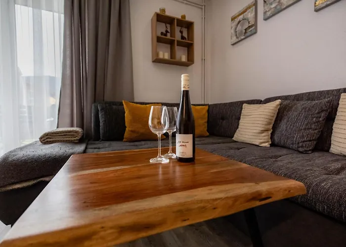 Apartment-alpenfantasie アパート *